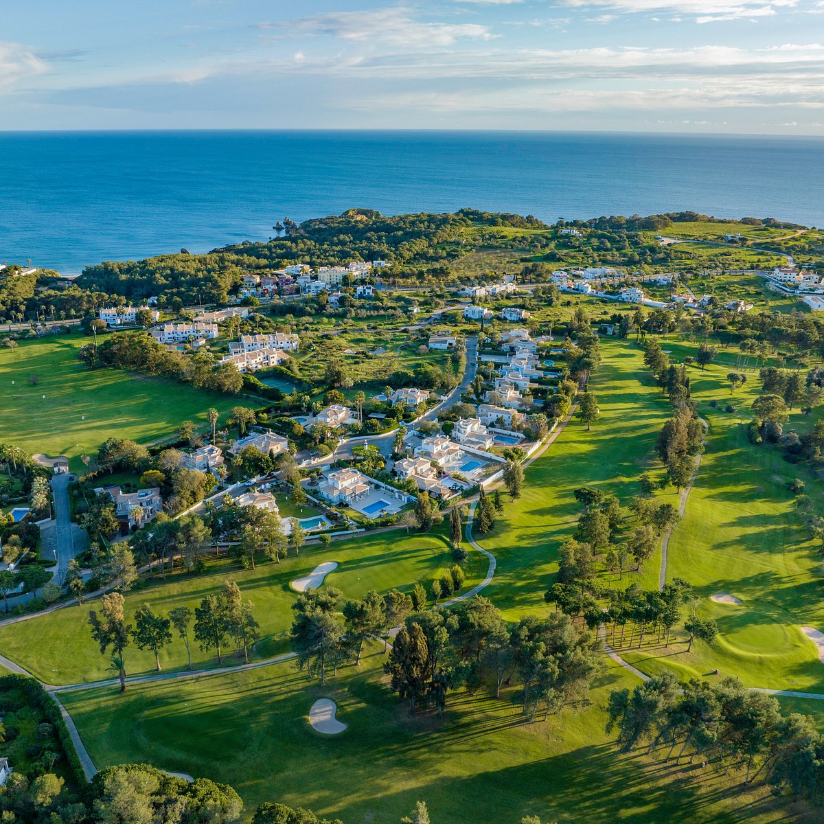 http://www.portugalgolfcourses.info/uploads/golf-courses/Alto_Golf_Course_2_dAzRyZjjjA_20240609114802.jpg