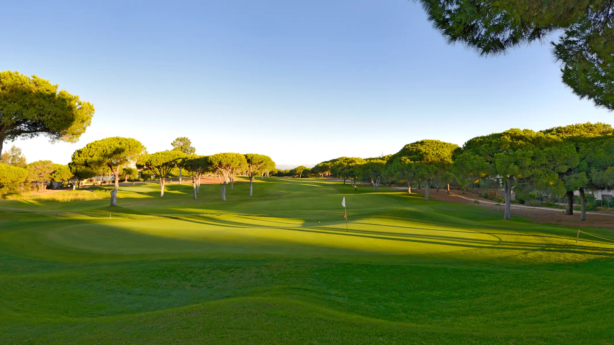 http://www.portugalgolfcourses.info/uploads/golf-courses/Vilamoura_Pinhal_Golf_Course_t4I8HCVtnW_20240609120046.webp