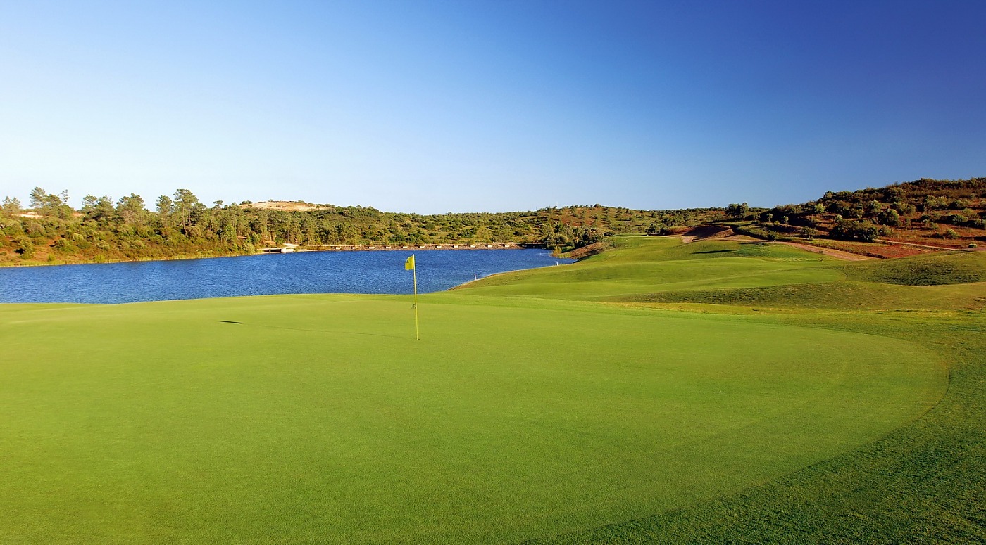 https://www.portugalgolfcourses.info/uploads/golf-courses/Alamos_Golf_Course_3x9Mb4uQgD_20240609091305.jpg