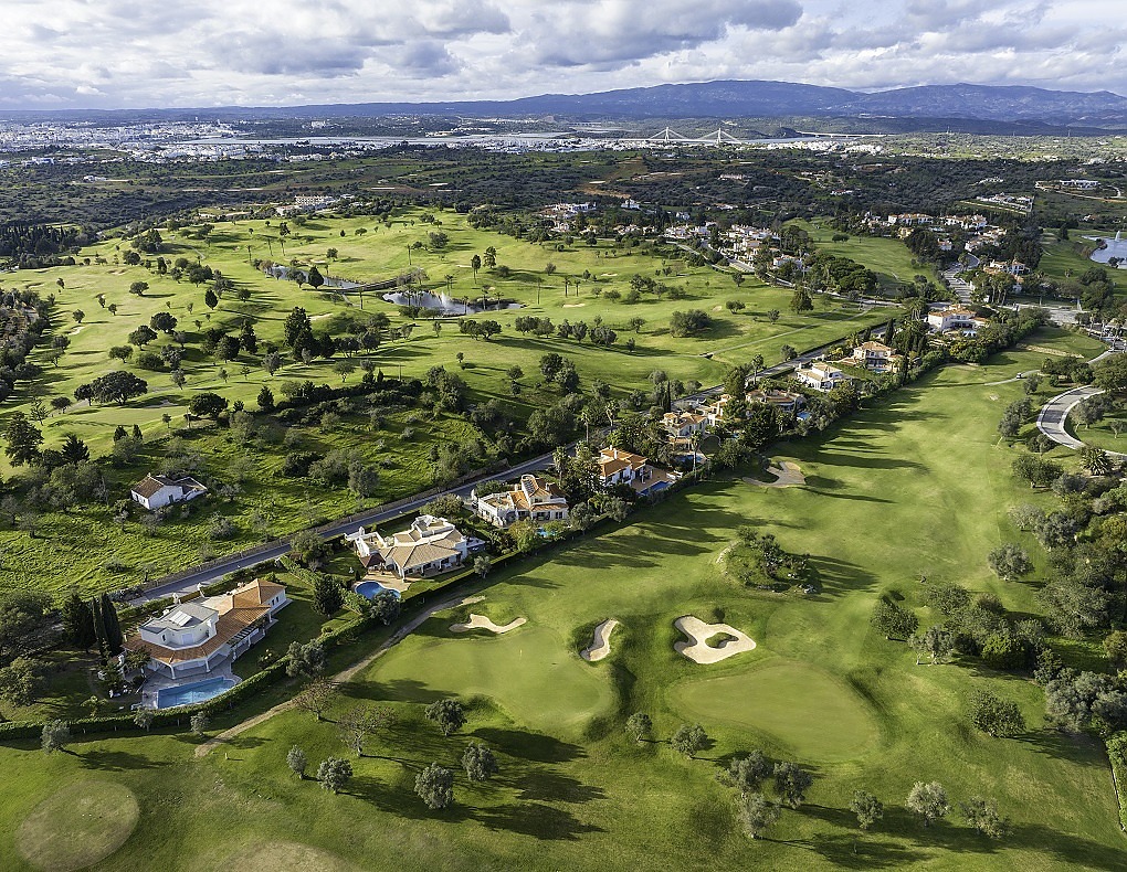 https://www.portugalgolfcourses.info/uploads/golf-courses/Gramacho_Golf_Course_myqWwgQFGJ_20240609115147.jpg