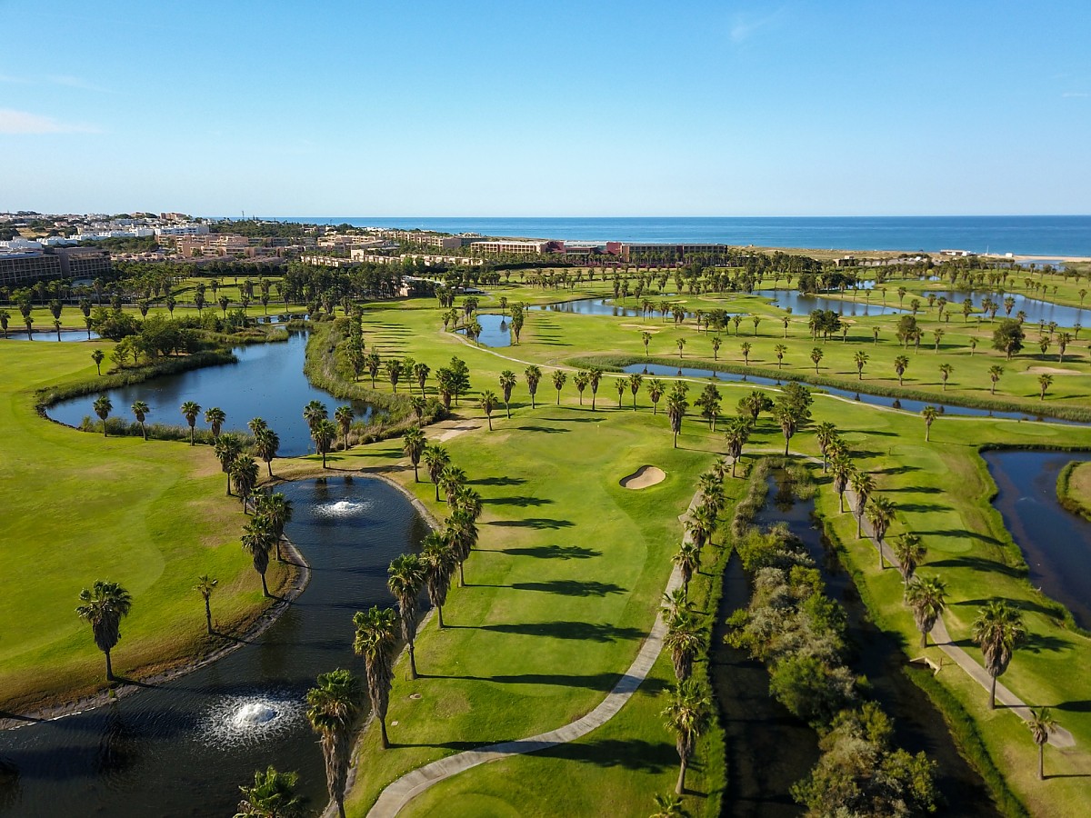 https://www.portugalgolfcourses.info/uploads/golf-courses/Morgado_Golf_Course_2_BDcEPDgQeW_20240609115218.jpg