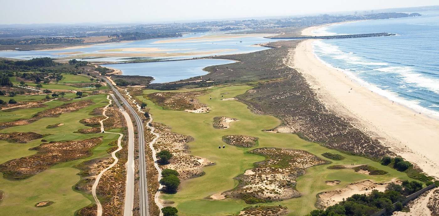 https://www.portugalgolfcourses.info/uploads/golf-courses/Palmares_Golf_Course_l0xutQyACi_20240609115243.jpg