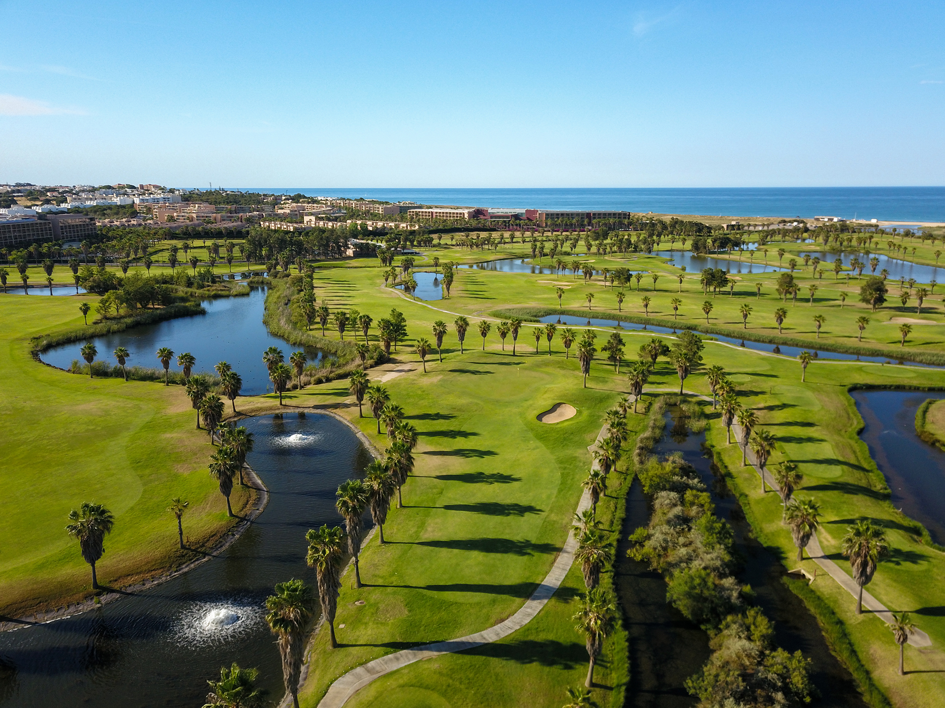 https://www.portugalgolfcourses.info/uploads/golf-courses/Salgados_Golf_Course_9GP9Gm3X3g_20240609115545.jpg