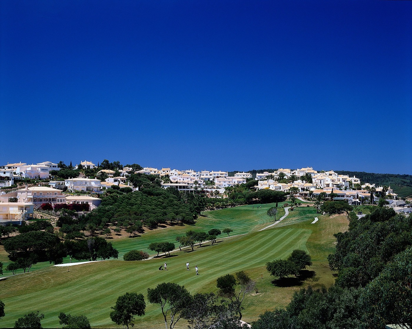 https://www.portugalgolfcourses.info/uploads/golf-courses/Santo_Ant__nio_Golf_W1711xs2KT_20240609115635.jpg