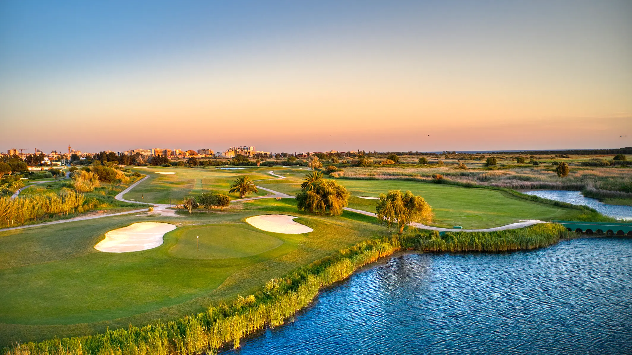 https://www.portugalgolfcourses.info/uploads/golf-courses/Vilamoura_Laguna_Golf_Course_2ZrPOyw7Ji_20240609115936.webp